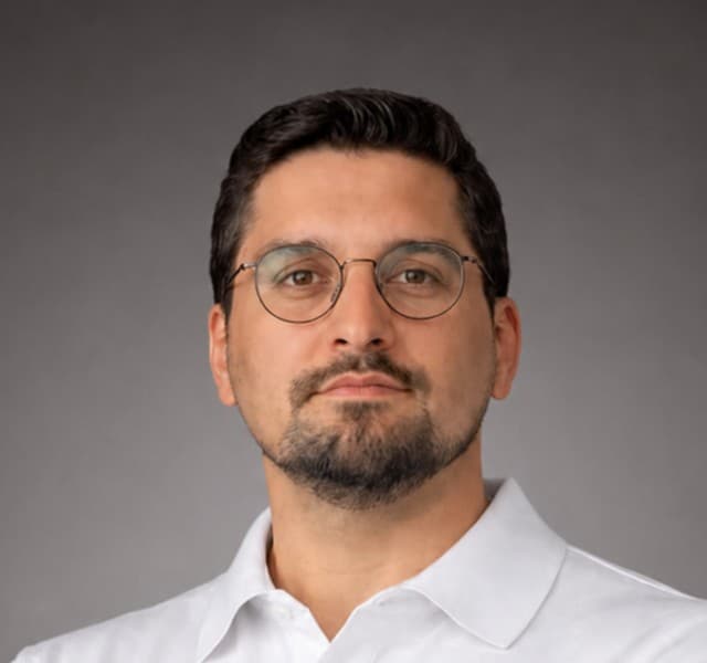 Assad Dar, KI Experte und Berater bei April & June